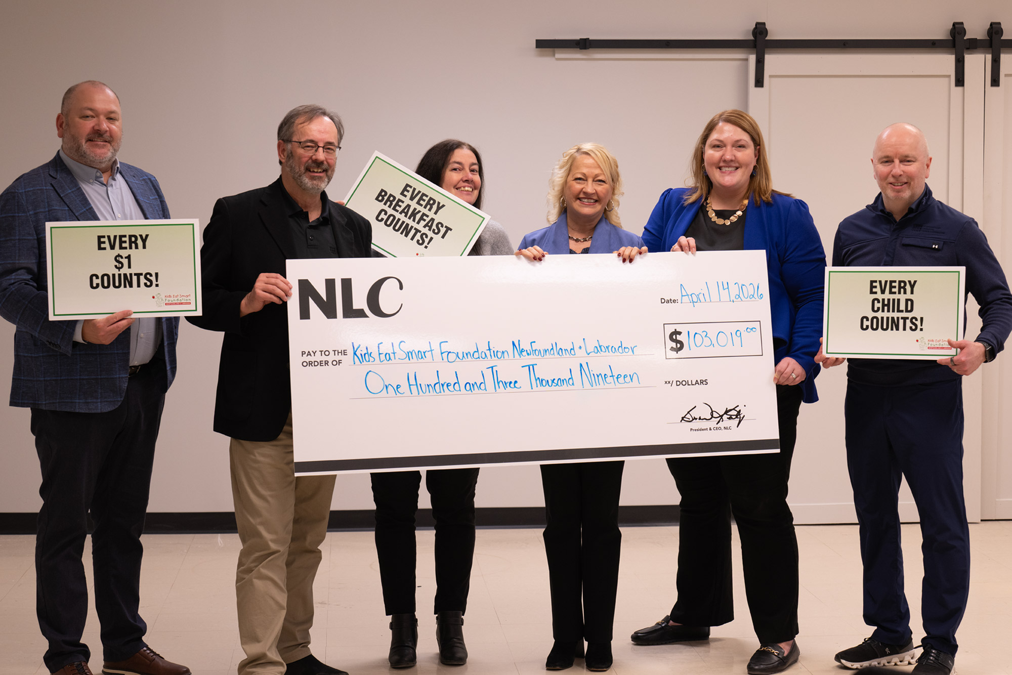 Kids Eat Smart Cheque Presentation